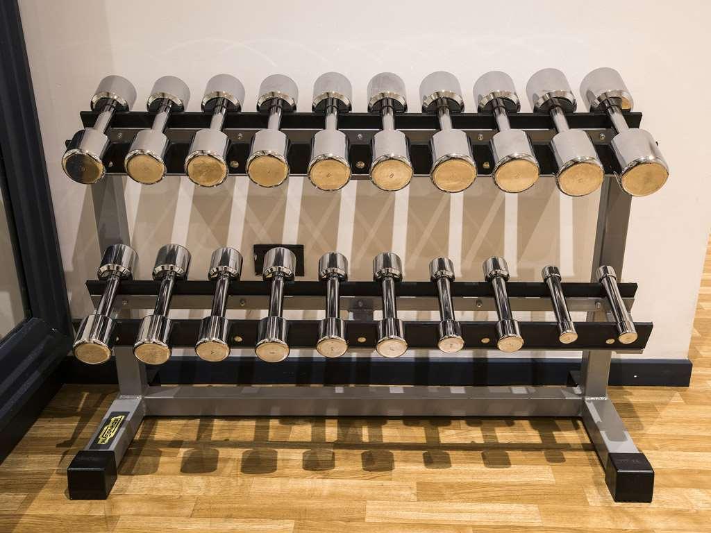 Flyon Hotel & Conference Center Bologna Facilities photo Dumbbell rack